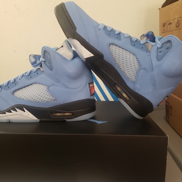 Air Jordan 5 retro unc